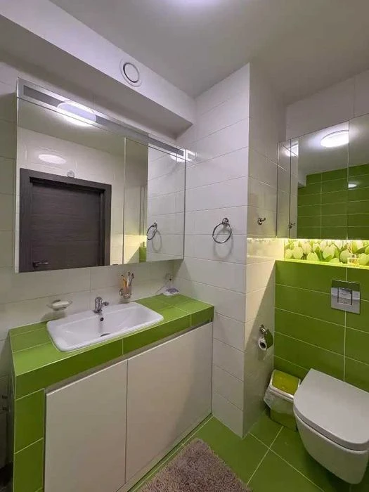 Продам 4-комнатную квартиру в ЖК Атмосфера.