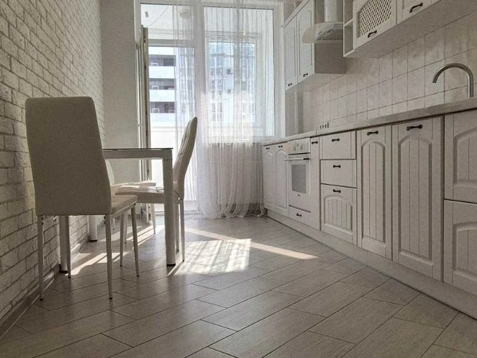 Квартира. Киев, улица Драгомынова