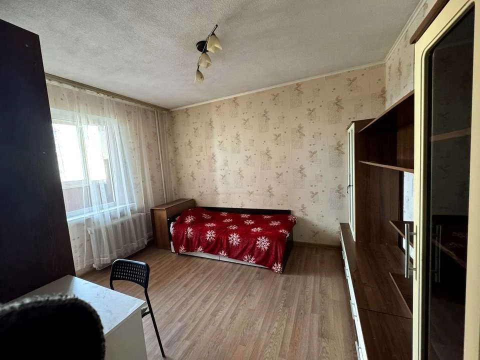 Квартира. Київ, Анни Ахматової вул.