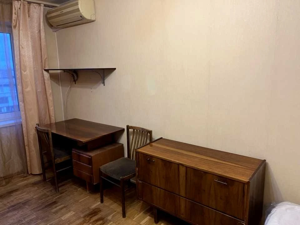Apartment. Kyiv, Bohatyrska St.