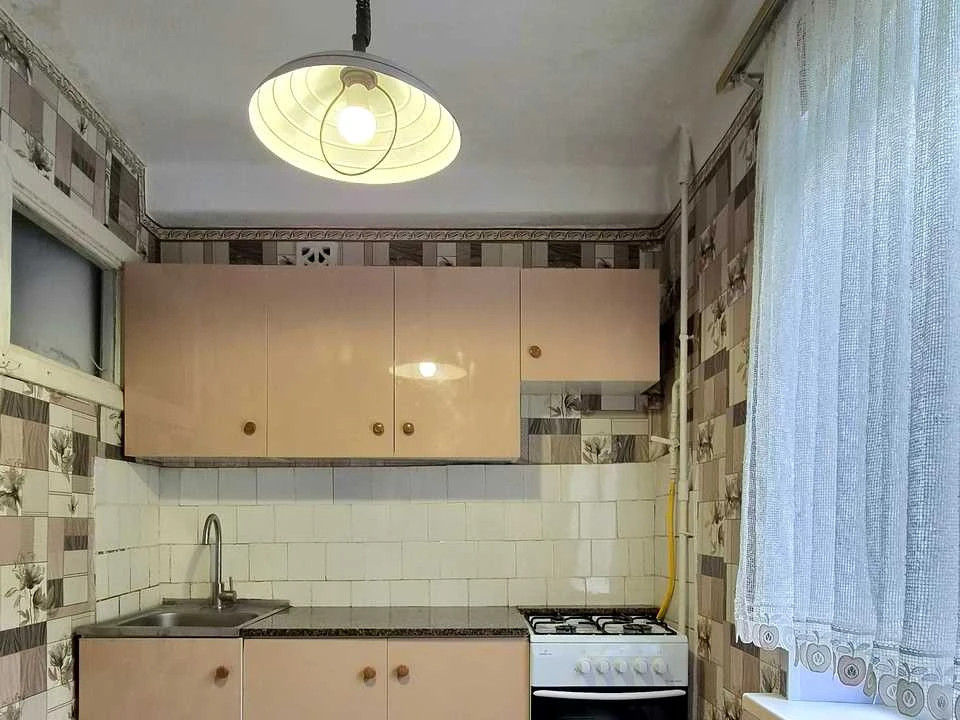 Квартира. Київ, Леся Курбаса просп.