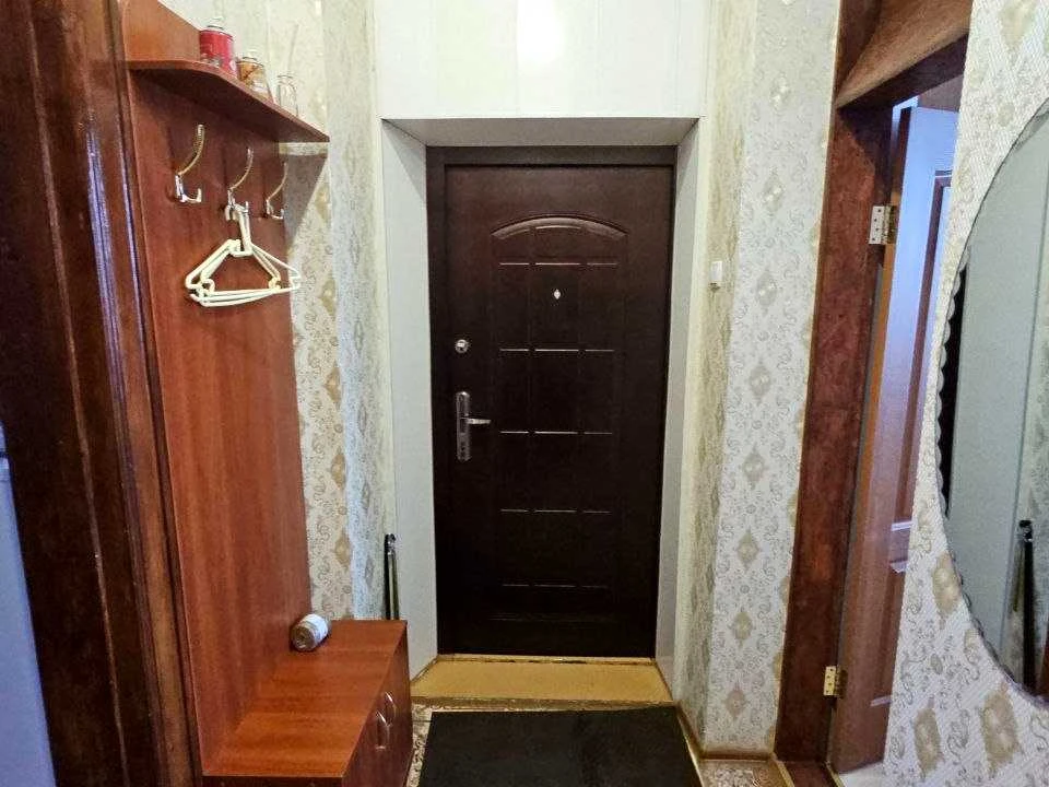 Apartment. Dnipro, Prydniprovs'ka St.