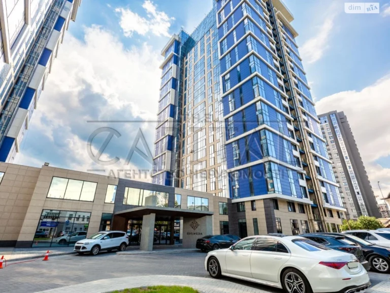 Sale Apartment Zvirynets