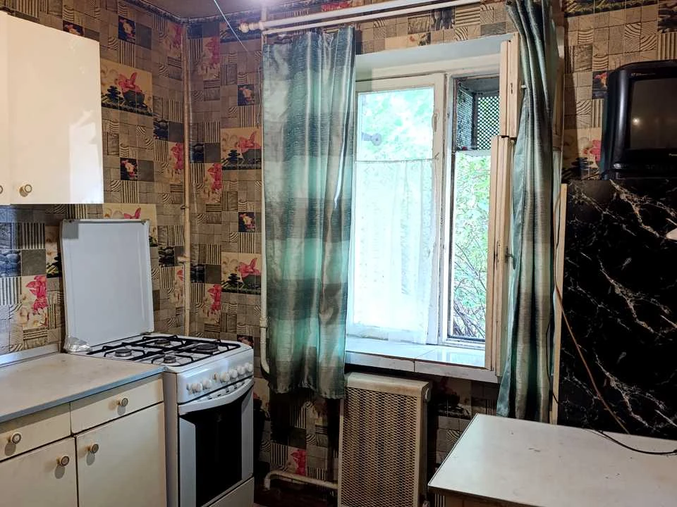 Apartment. Kharkiv, Kadenyuk St.