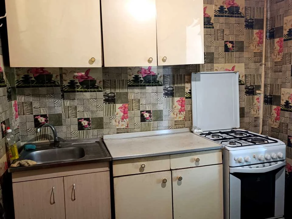 Apartment. Kharkiv, Kadenyuk St.
