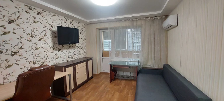 For sale 1 room apartment with renovation, 3rd floor, Levada, Tavria, Avenue.