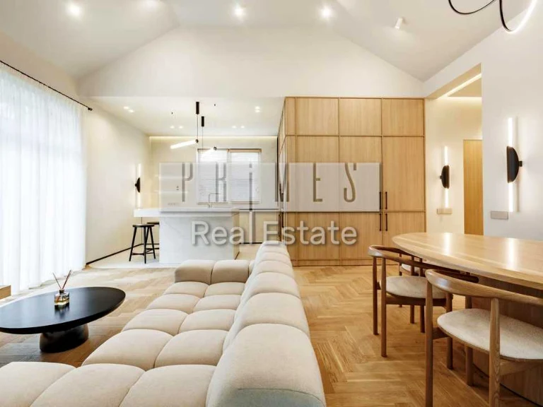House. Kyiv, Lesya Kurbas Prospekt