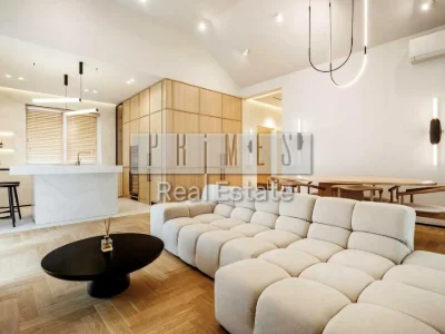 House. Kyiv, Lesya Kurbas Prospekt