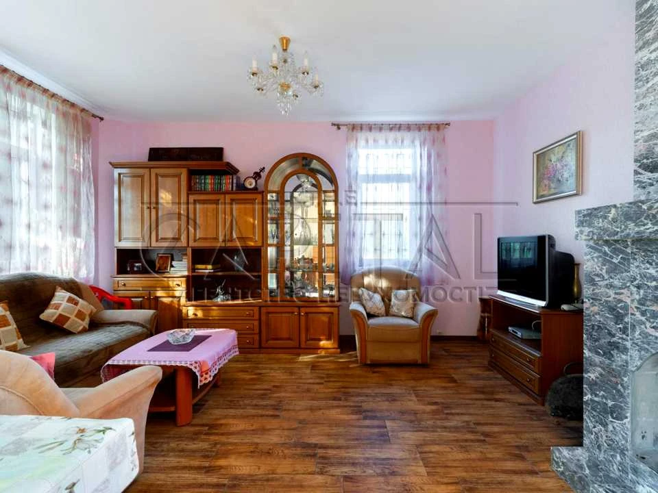 Будинок. Київ, Виноградна вул.