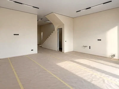 Продаж будинку 140 м² 2.5 сот.