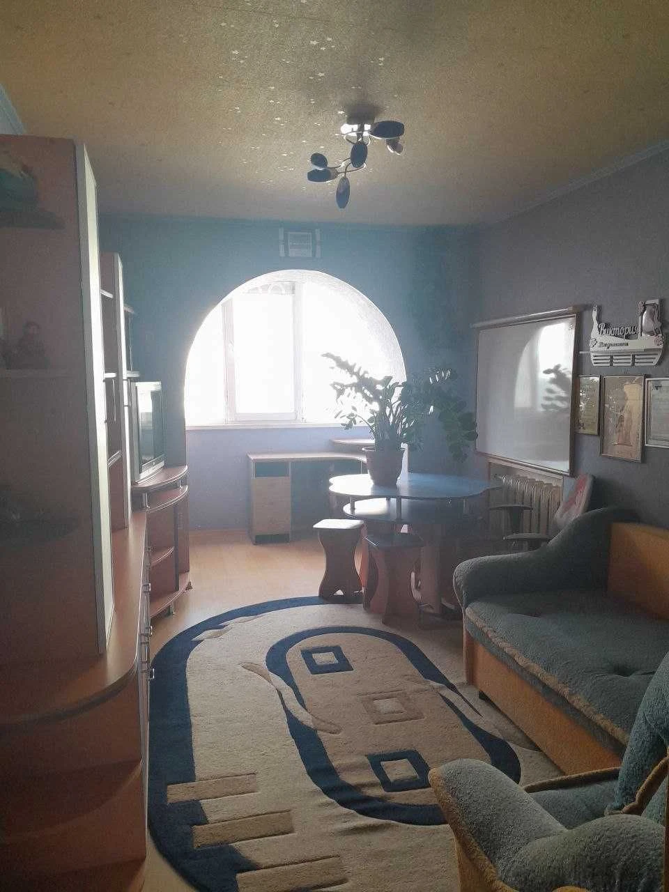Продам 3 ком. квартиру 8 этаж  ул.Ядова  Ремонт . До ценра 1