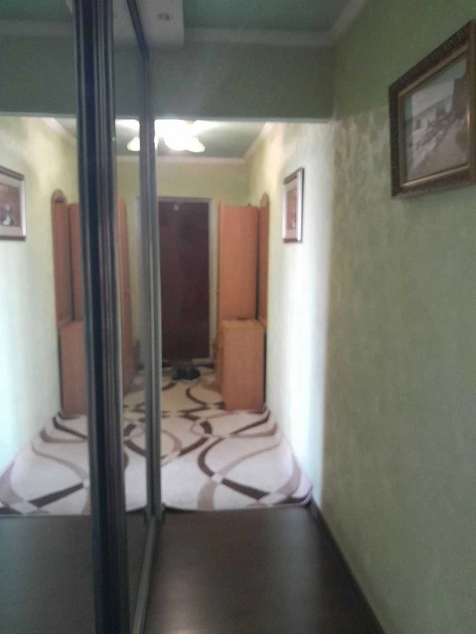 Продам 3 ком. квартиру 8 этаж  ул.Ядова  Ремонт . До ценра 1