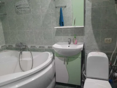 Продам 3 ком. квартиру 8 этаж  ул.Ядова  Ремонт . До ценра 1