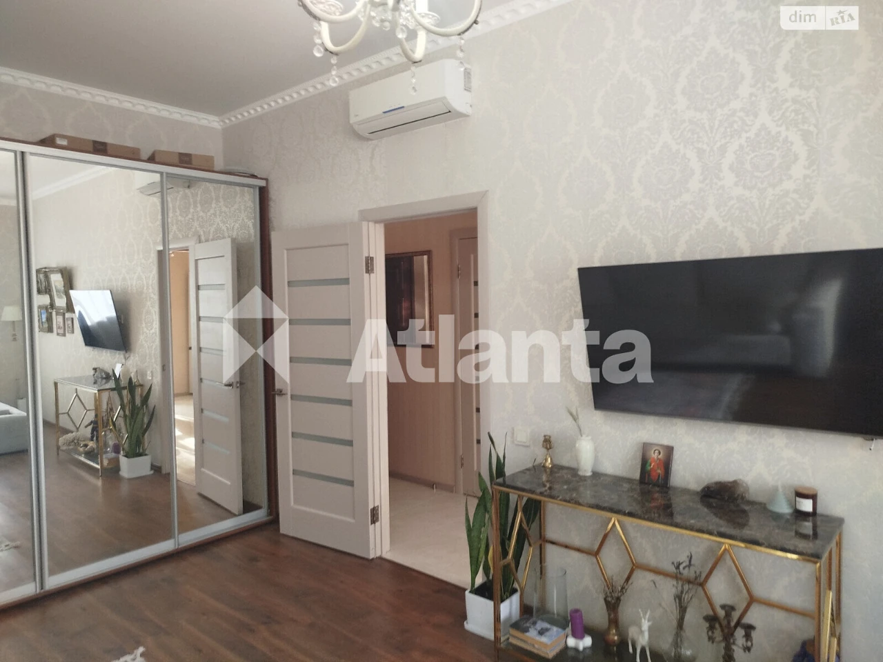 Продажа Квартира Приморский