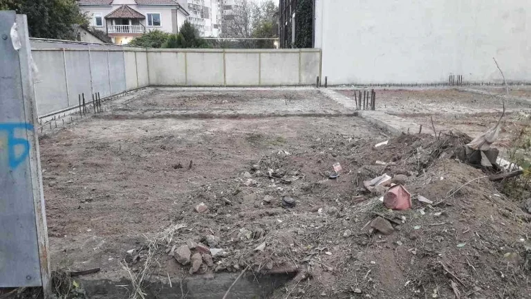 Продається ділянка з дозволом на будівництво 1200 м2, 5