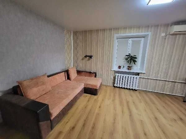 Продается 1 ком квартира , Центр , 2/5