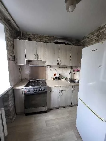 Продается 1 ком квартира , Центр , 2/5