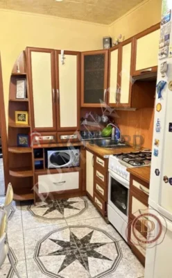 Продам 1-комнатную квартиру рядом с парком Победы