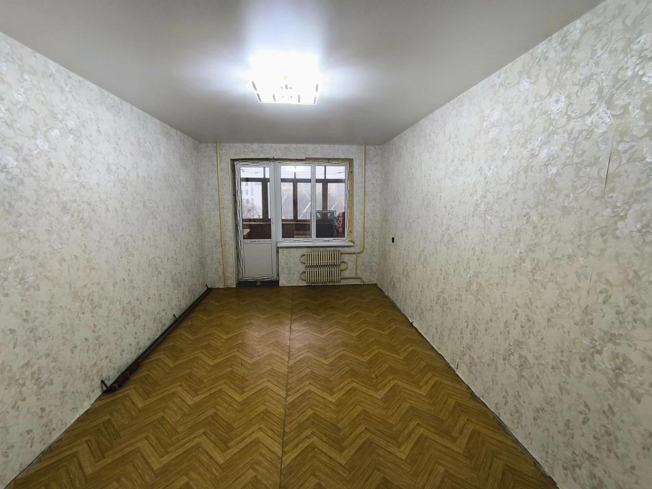 Two-room apartment for sale in the area of the Urozhai market
