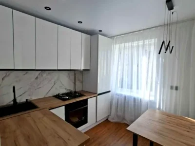 Продаж квартири 1-кімн. 38 м² 7/9 пов.