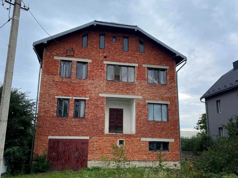 House. Iвано-Франківськ, Василишина P. St.