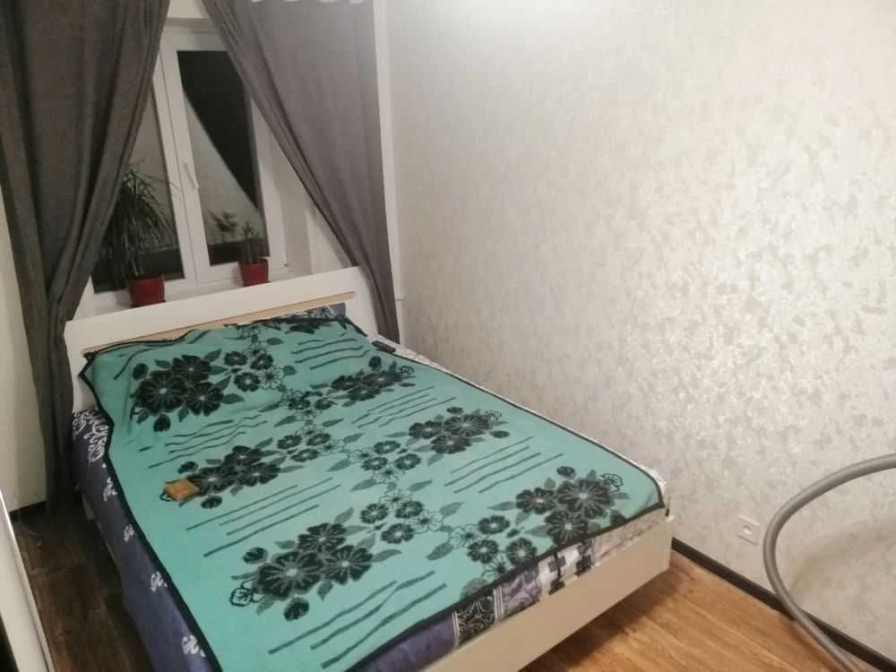 3-room apartment at Furmanova 60 sq m brick house with renovation