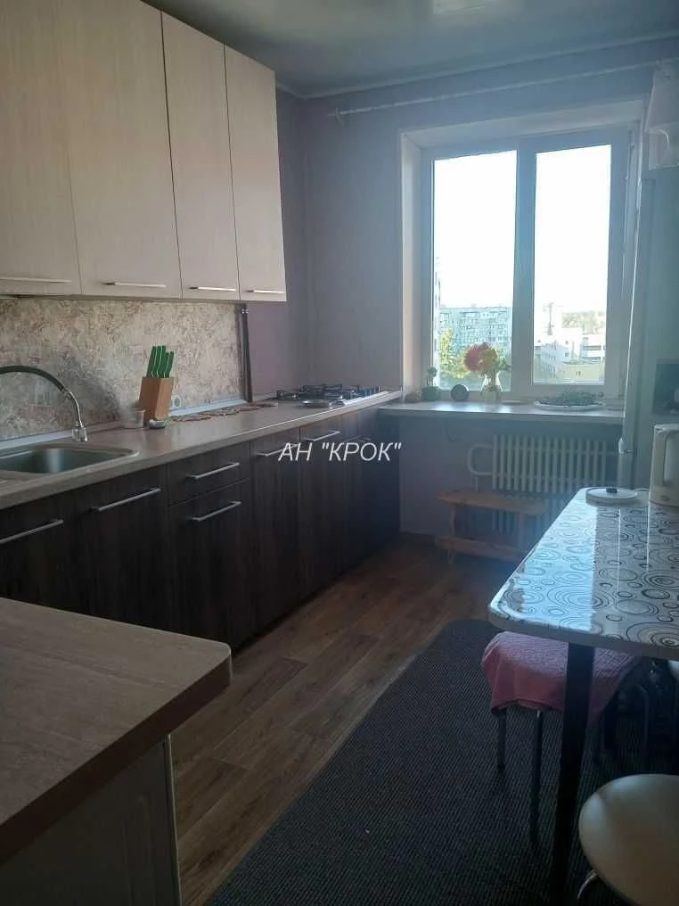 Продажа 4-х комнатной квартиры в районе Левада