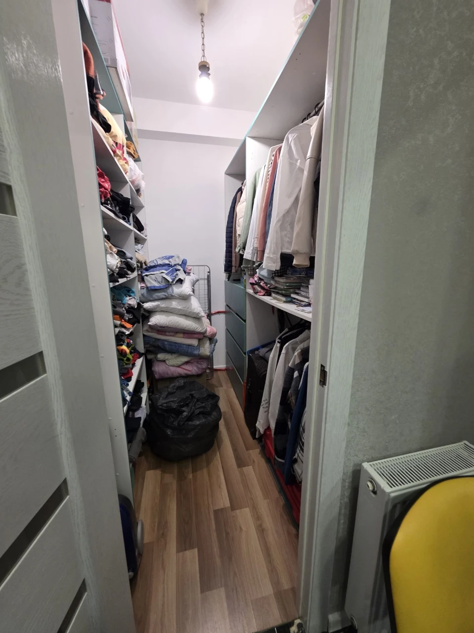 квартира с гардеробом 8 Березня