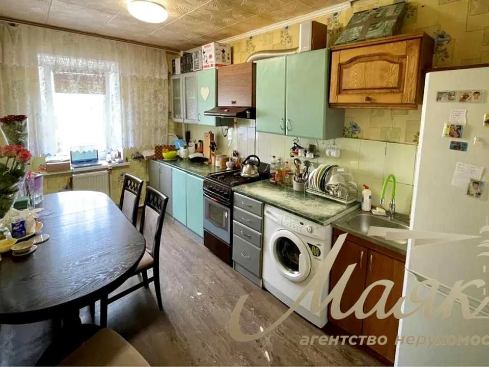 Квартира. Запорожье, Узбекистанская ул.