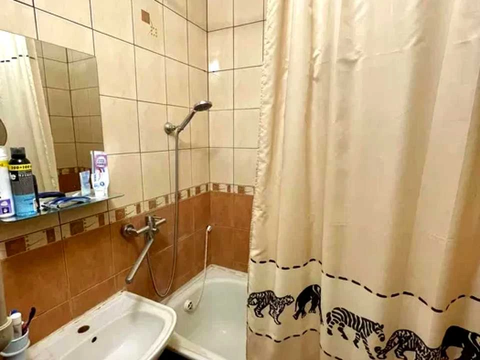 Квартира. Запорожье, Узбекистанская ул.
