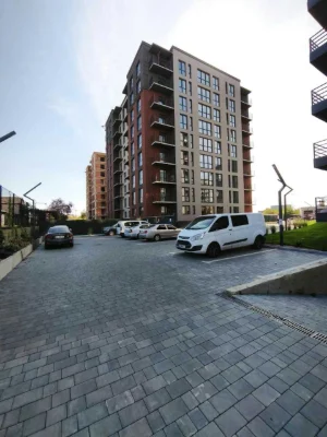 Продается 2-комнатная квартира, ЖК “West towers” Код: 36403