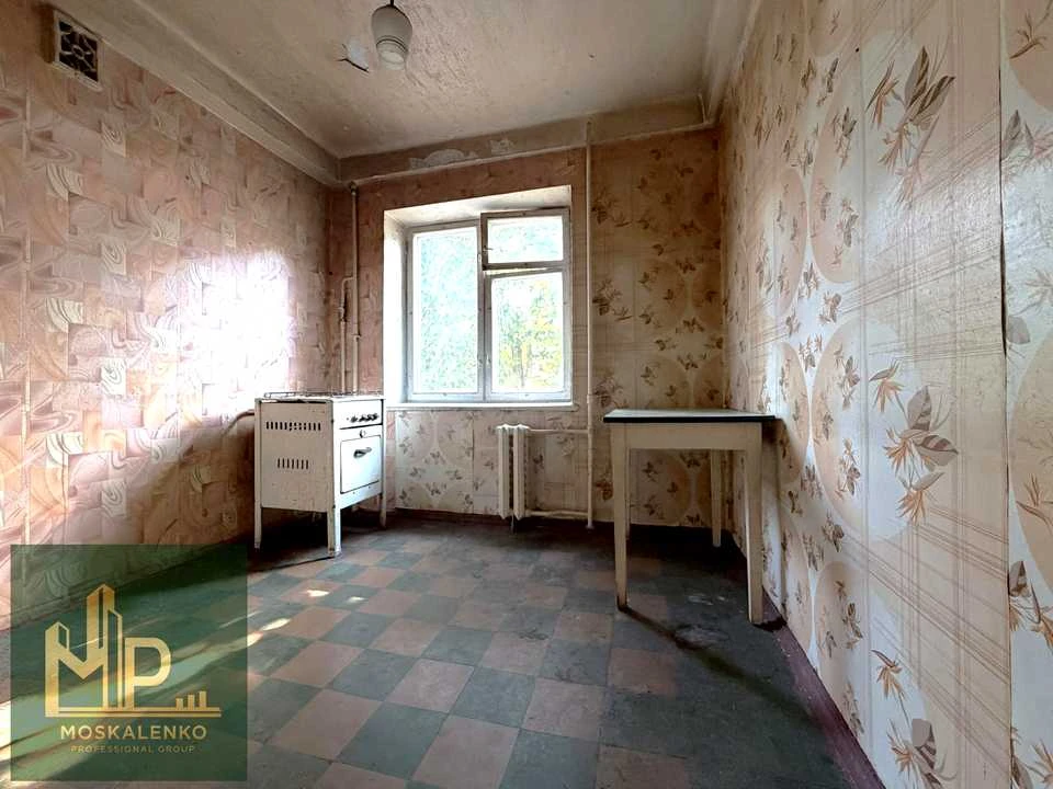 Квартира. Киев, Кубанской Украины ул. (Маршала Жукова)