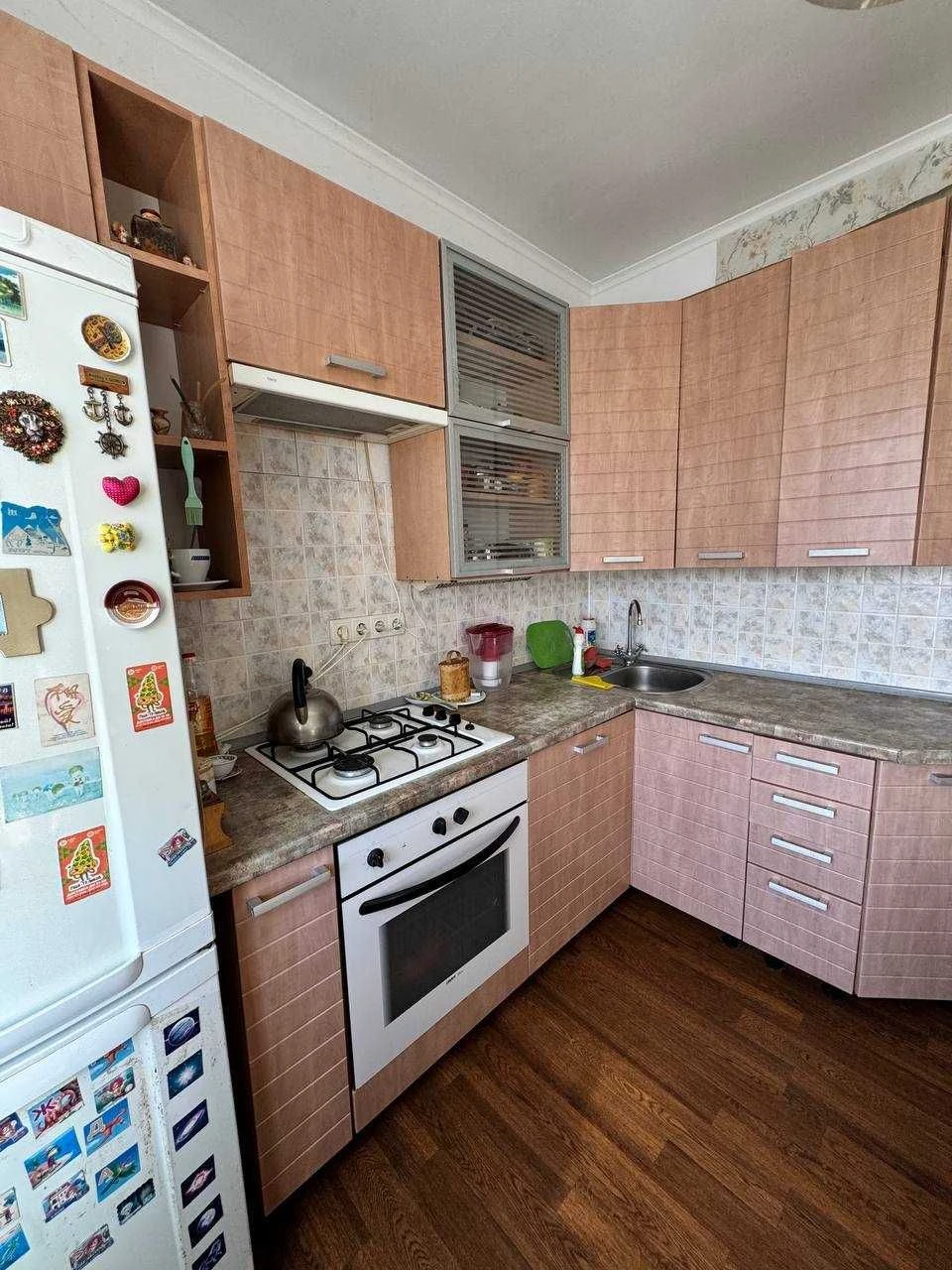 Продается 2-комнатная квартира, выставка по ул. Заречанская