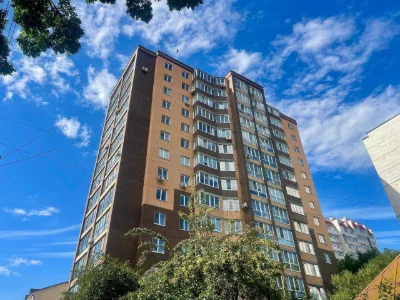 Sale of a 3-room apartment with a city view! Exhibition