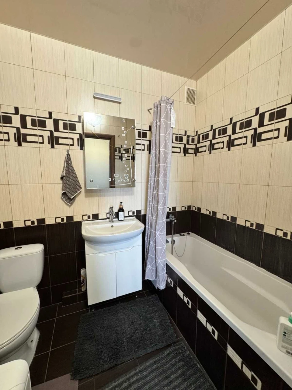 ID 46995 | 1к Ближні Гречани | ЖК «Зоряний» | 54 м² | 8/11 |