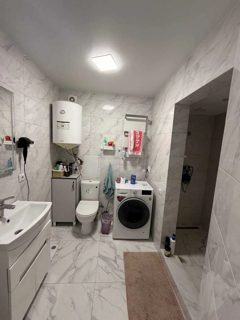 46873 Sale of a view 2-room apartment 70 sq m with renovation and a view