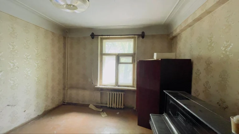 Продам 2к квартиру в центре Днепра