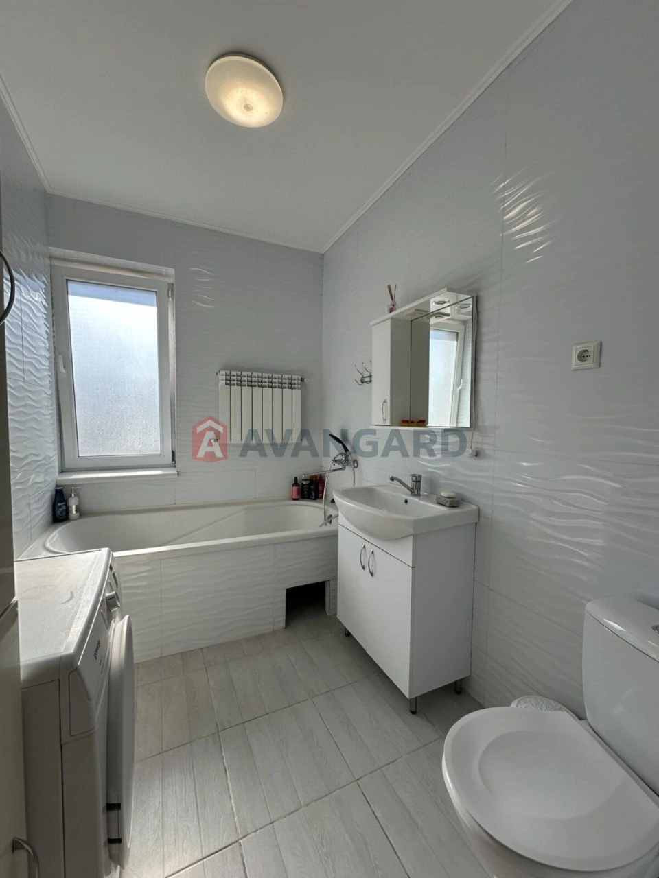 HOUSE IN THE CENTER OF KHMELNYTSKY 146 SQM | 5 ACRES | GARAGE