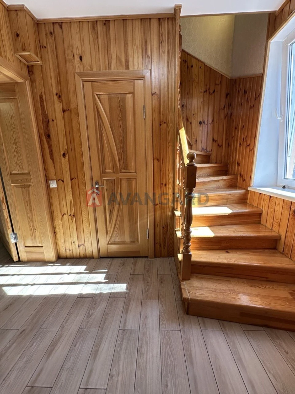 HOUSE IN THE CENTER OF KHMELNYTSKY 146 SQM | 5 ACRES | GARAGE