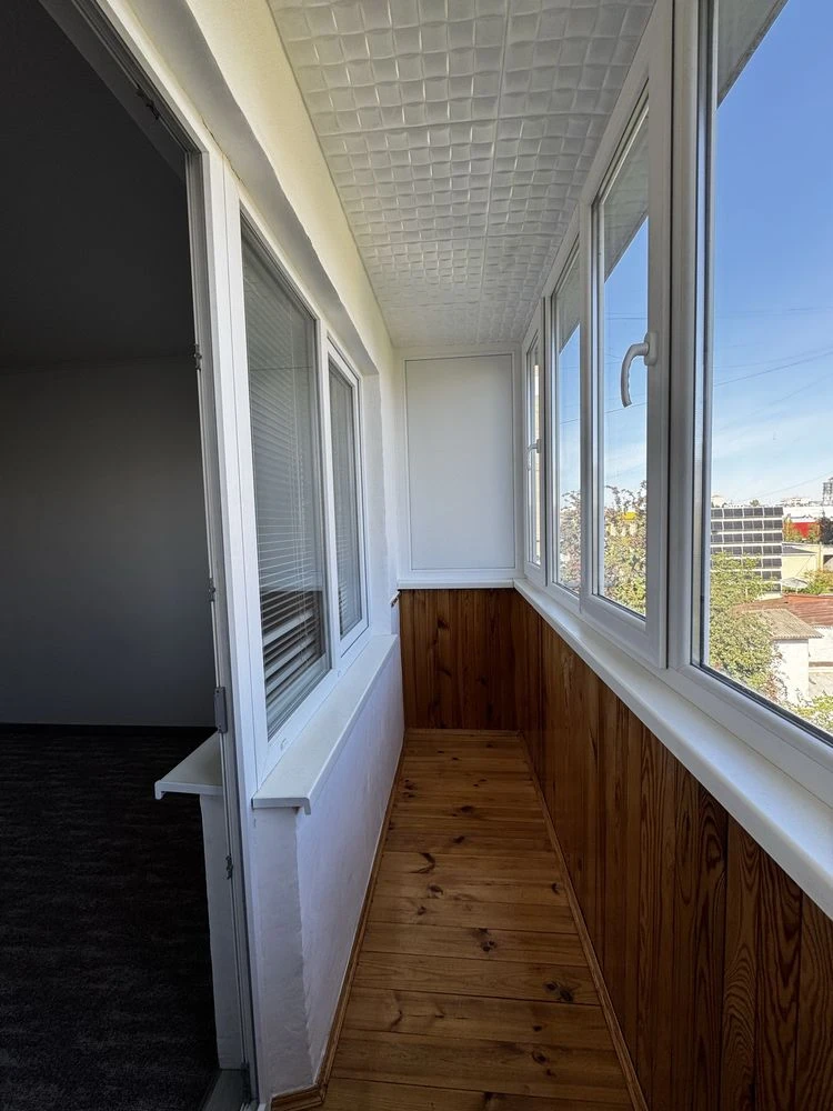 Sale of one-room apartment near new building
