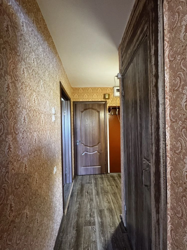 Sale of one-room apartment near new building