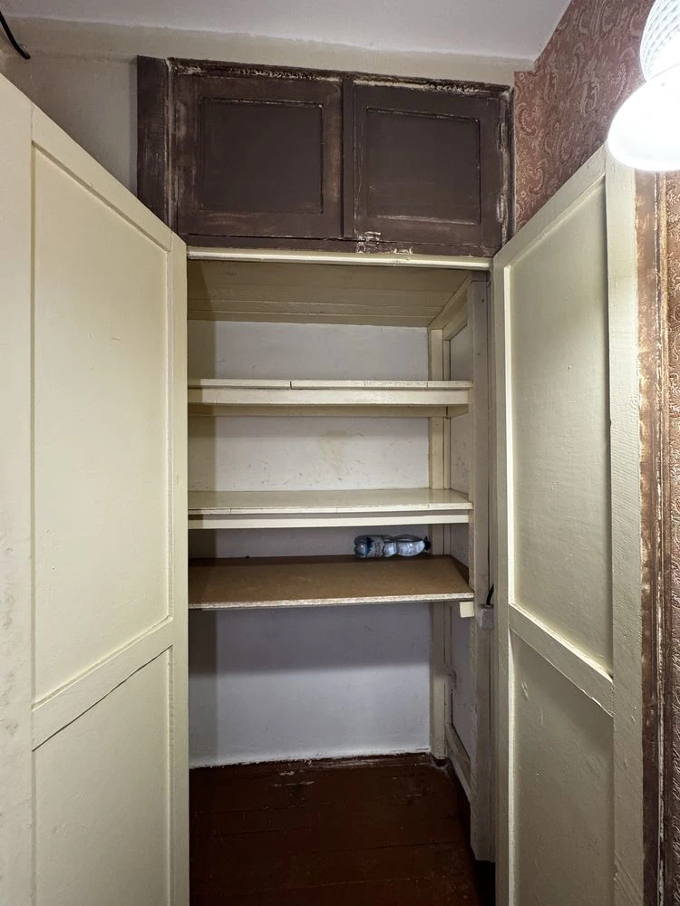 Sale of one-room apartment near new building