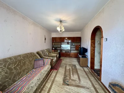 Продаж великої квартири з АО