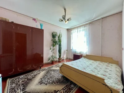 Продаж великої квартири з АО