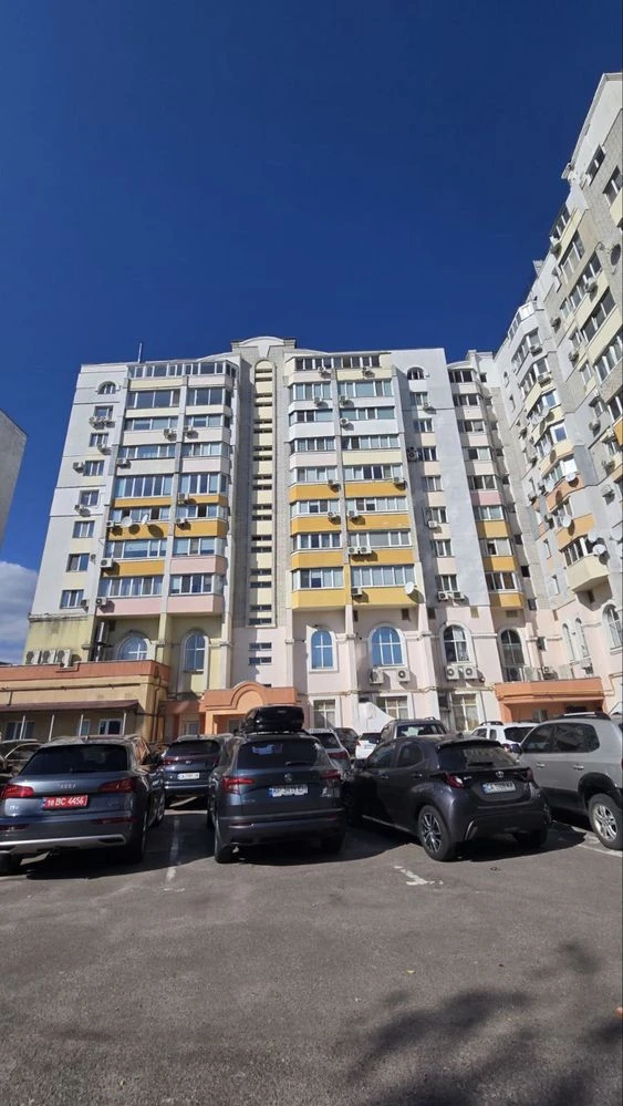 Продаж двокімнатної квартири в самому центрі міста! Газ, 85