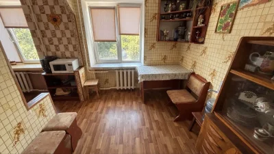 Продажа квартиры в кирпичном доме, район 3-й городской больницы.