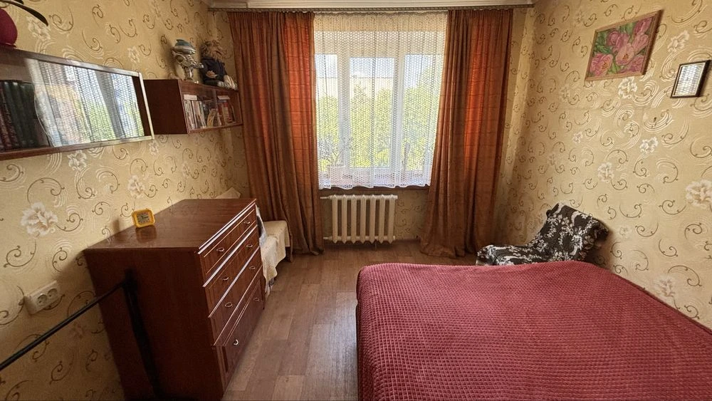 Продажа квартиры в кирпичном доме, район 3-й городской больницы.