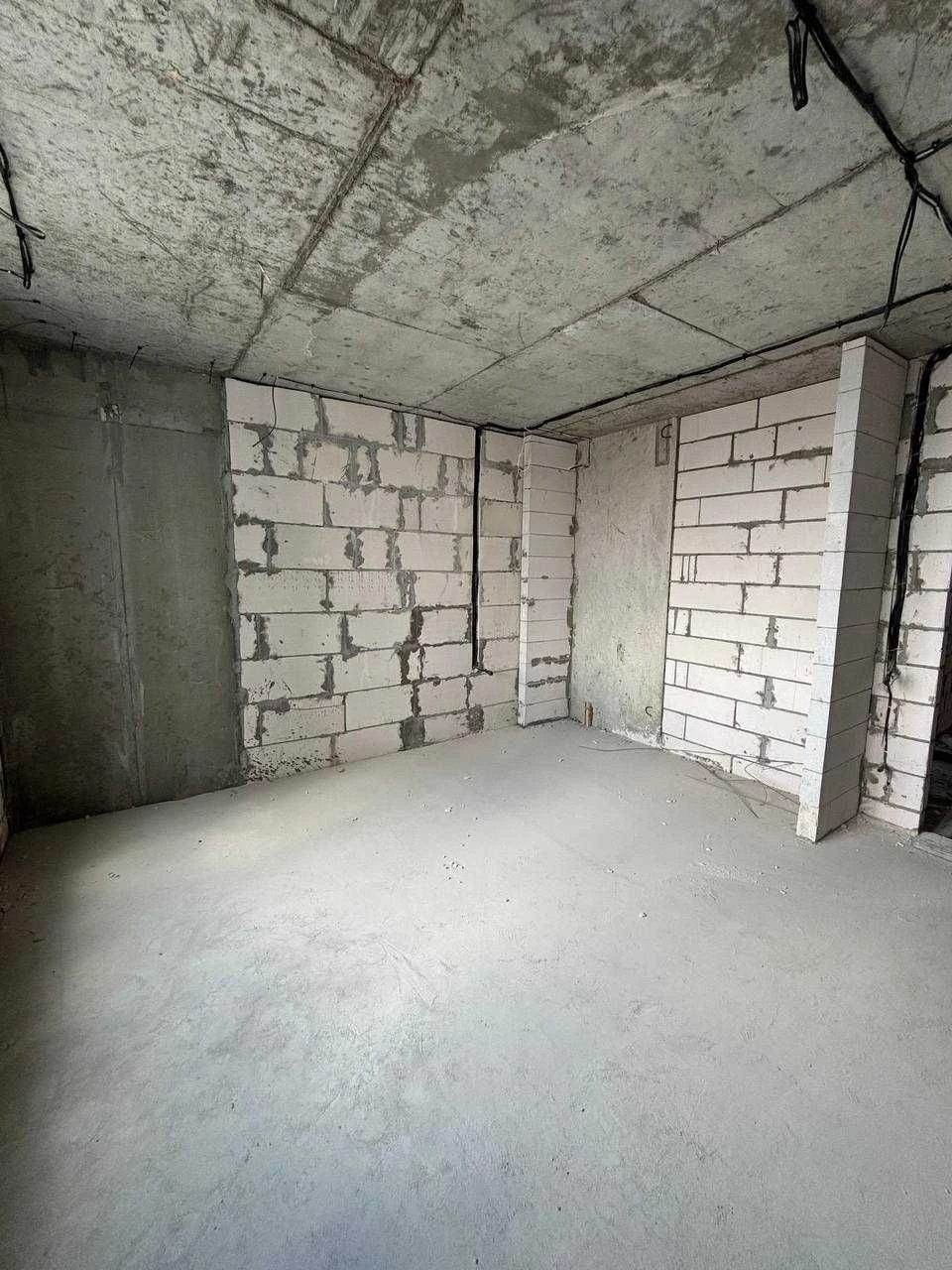 Продаж 3 кім. кв. | 135 м² | вул. Грушевського 110, з дизайн