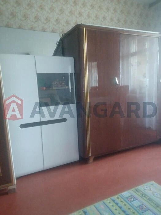 Продам 3-кімнатну квартиру в районі Митниця