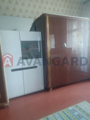 Продам 3-кімнатну квартиру в районі Митниця